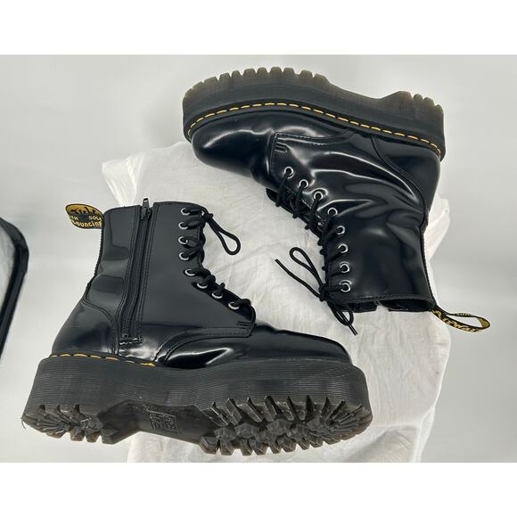 Women's 7M Black Doc Dr. Marten's Jadon Smooth Leather Platforms Boots - Picture 5 of 8